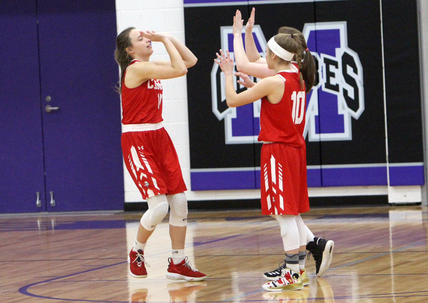 Colfax vs Melrose-Mindoro girls basketball 3-2-19